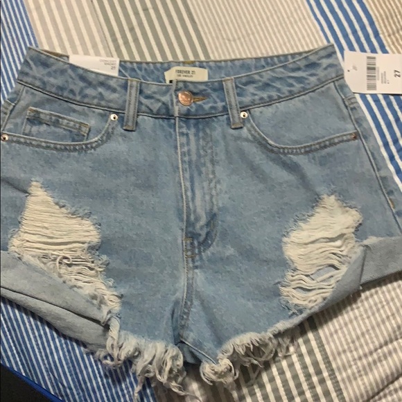 Forever 21 concert shorts - Picture 4 of 4